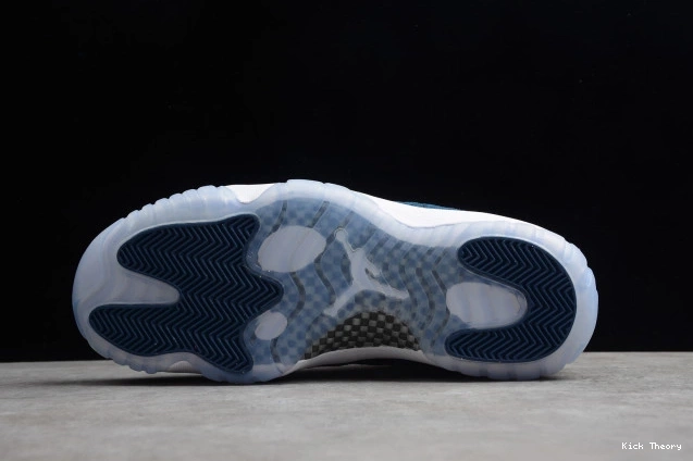 Kick Theory Jordan Snakeskin Navy Low CD6846-102 Air 11 Blue 0706